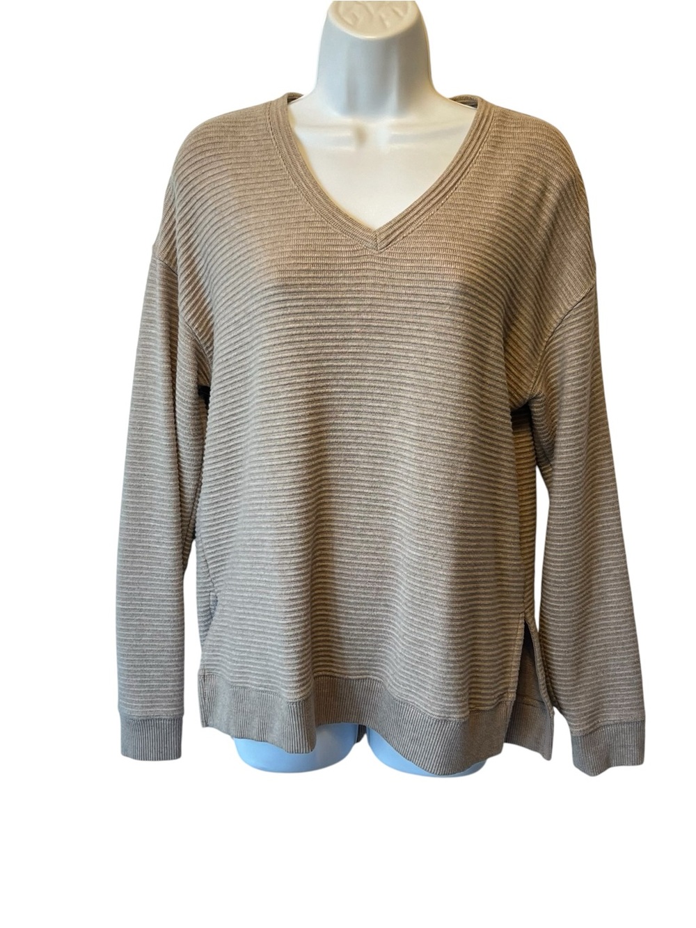 Neuflora sweater S Ribbed knit Beige taupe V-neck pullover Womens soft stretch